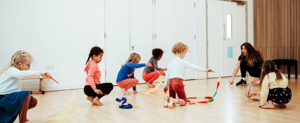 How to Keep Kids Active Over Winter 3 children enjoy winter team arts with premier edcuation