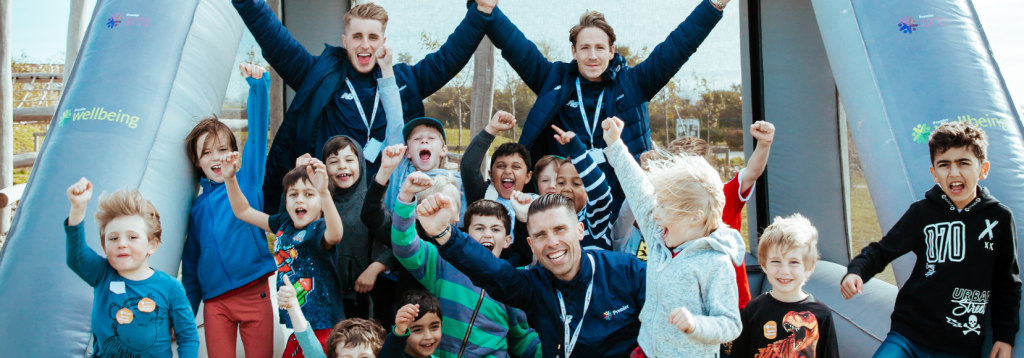 What Qualities do you Need to Become a Sports Coach? 7 Coaches need to gain qualifications in football and other sports.