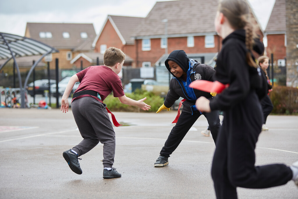 The Top 5 Benefits of Sport in Primary Schools 2 There's a strong connection between being active and academic achievement.