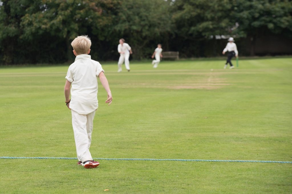 Cricket for Schools: How to Teach It in PE 7 Fielders soon learn the importance of getting into space.