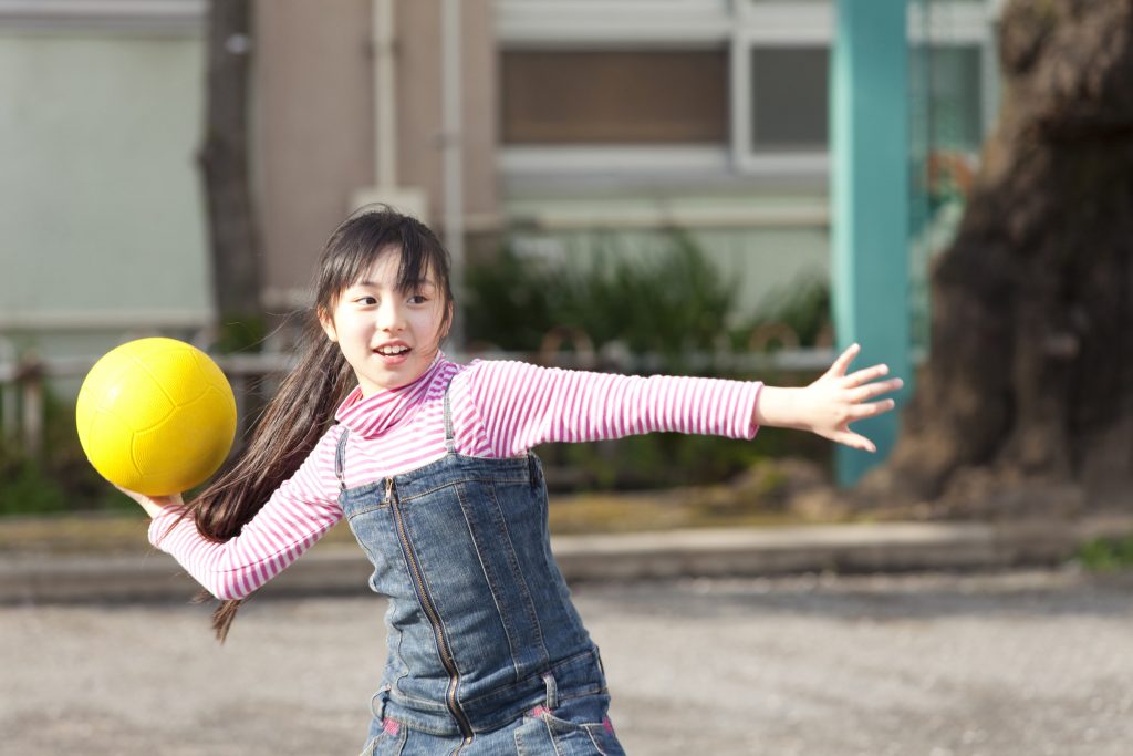 6 Dodgeball Games for Your PE Lessons 9 Being able to throw accurately is key.