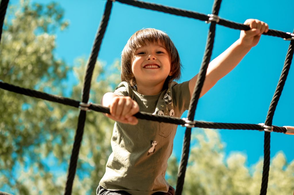 The Importance of Playday for Children 2 Playing generates so many important social benefits in children.