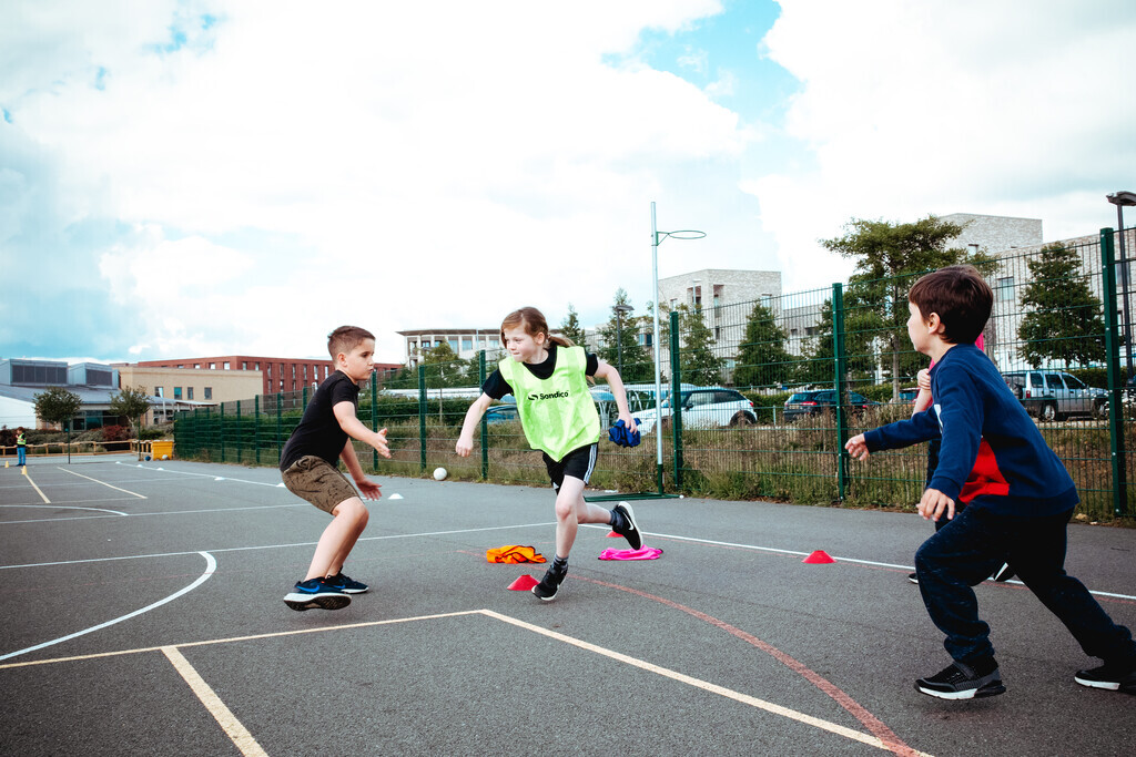 National Fitness Day: Turning Fitness into Fun 2 Turning fitness into fun: Ideas for keeping kids active and promoting sports