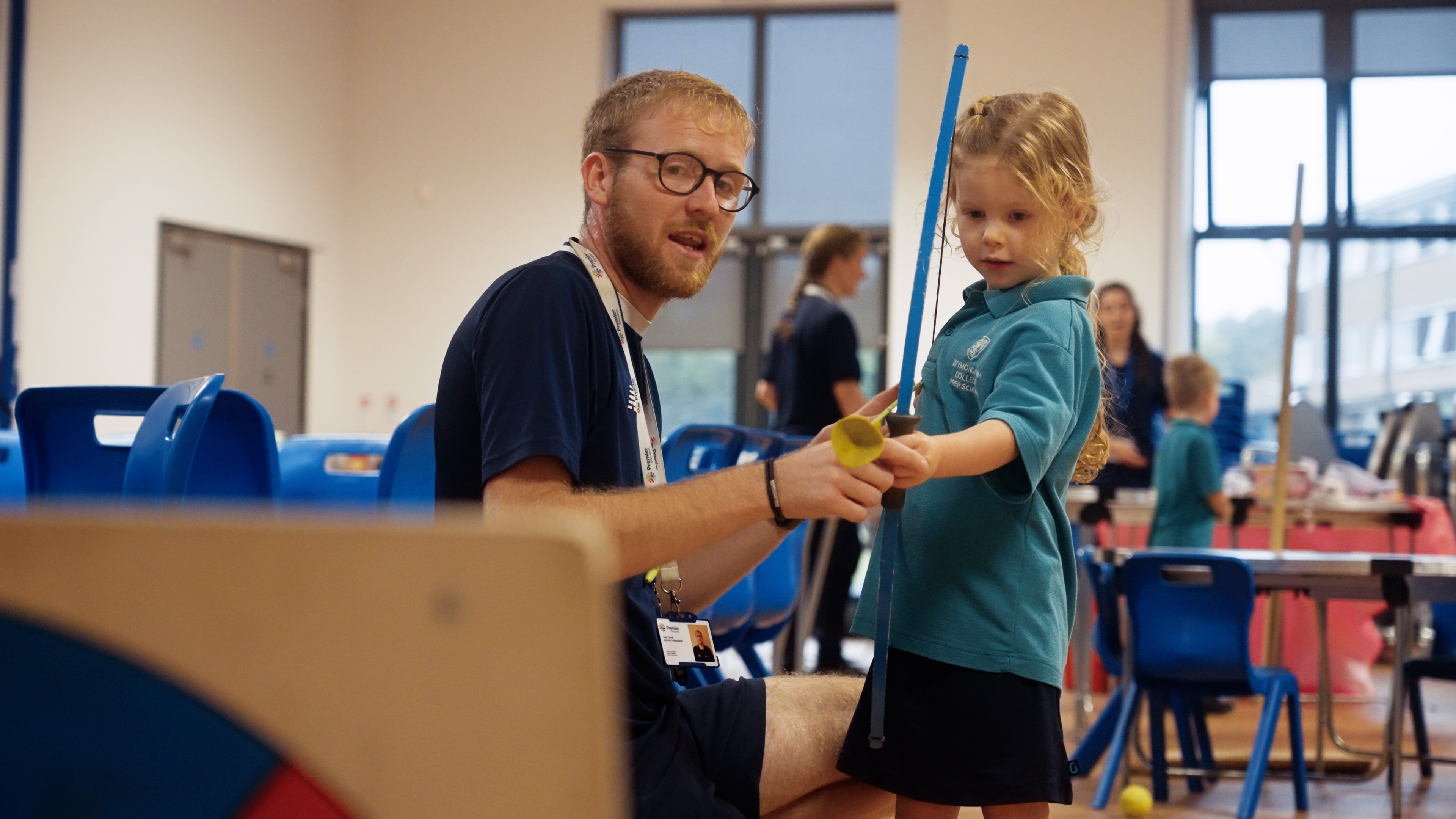 Why a Playworker Career Could Be Perfect After Uni 2 Become a playworker to work with children.