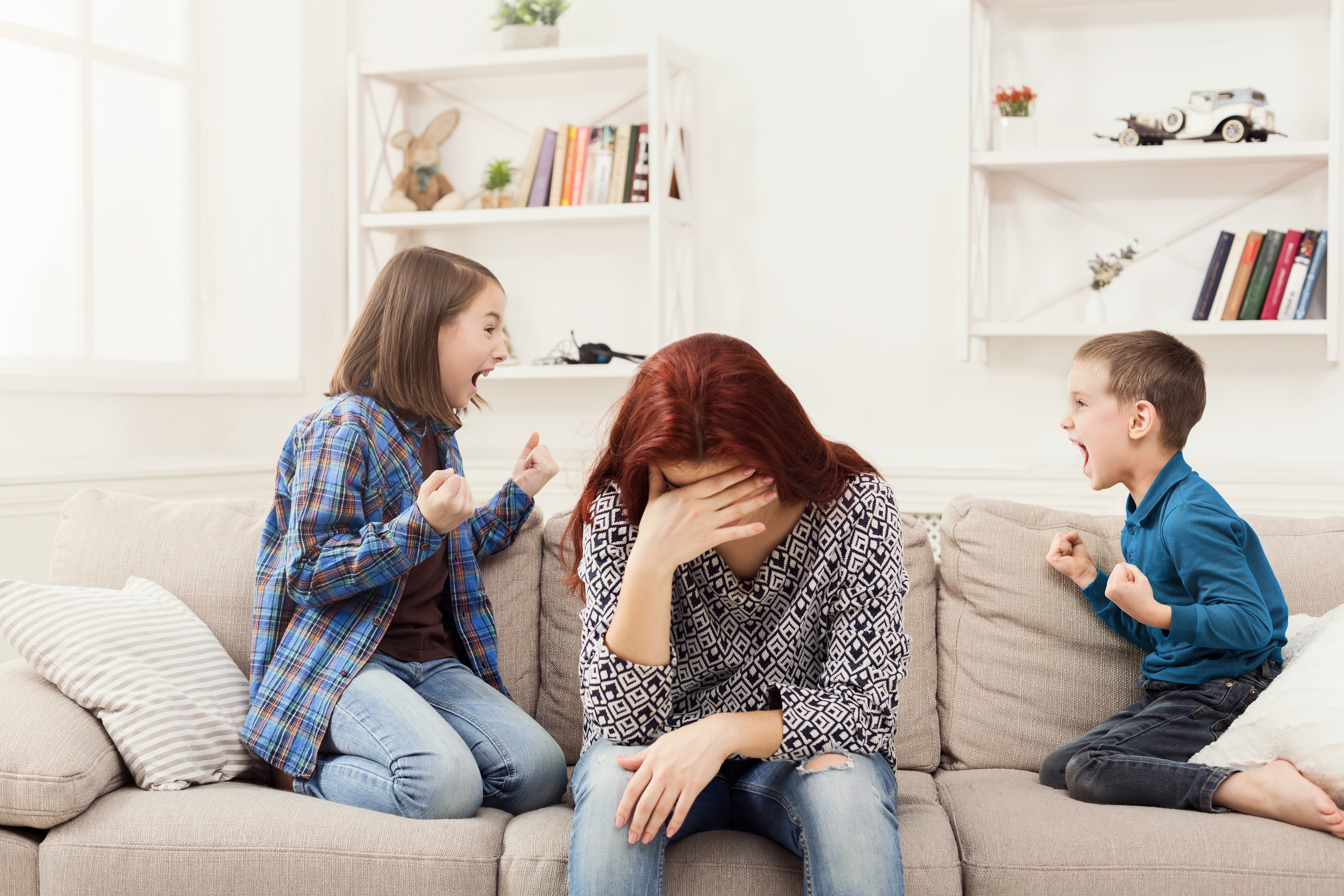 A woman experiencing parental burnout