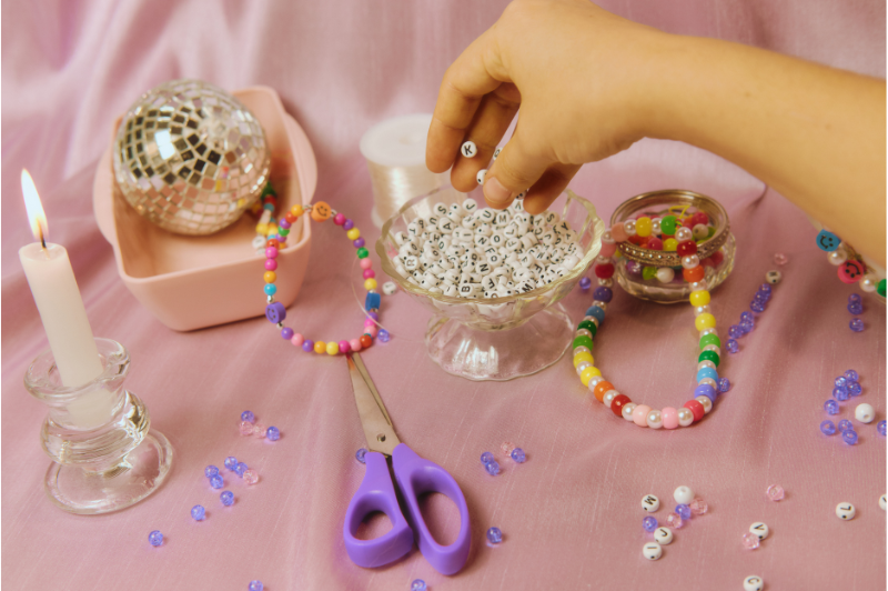 bracelet making